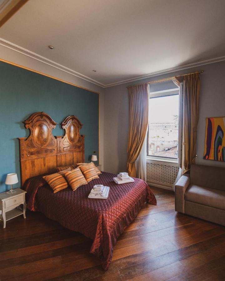 Made In Rome Luxury Affittacamere Ngoại thất bức ảnh