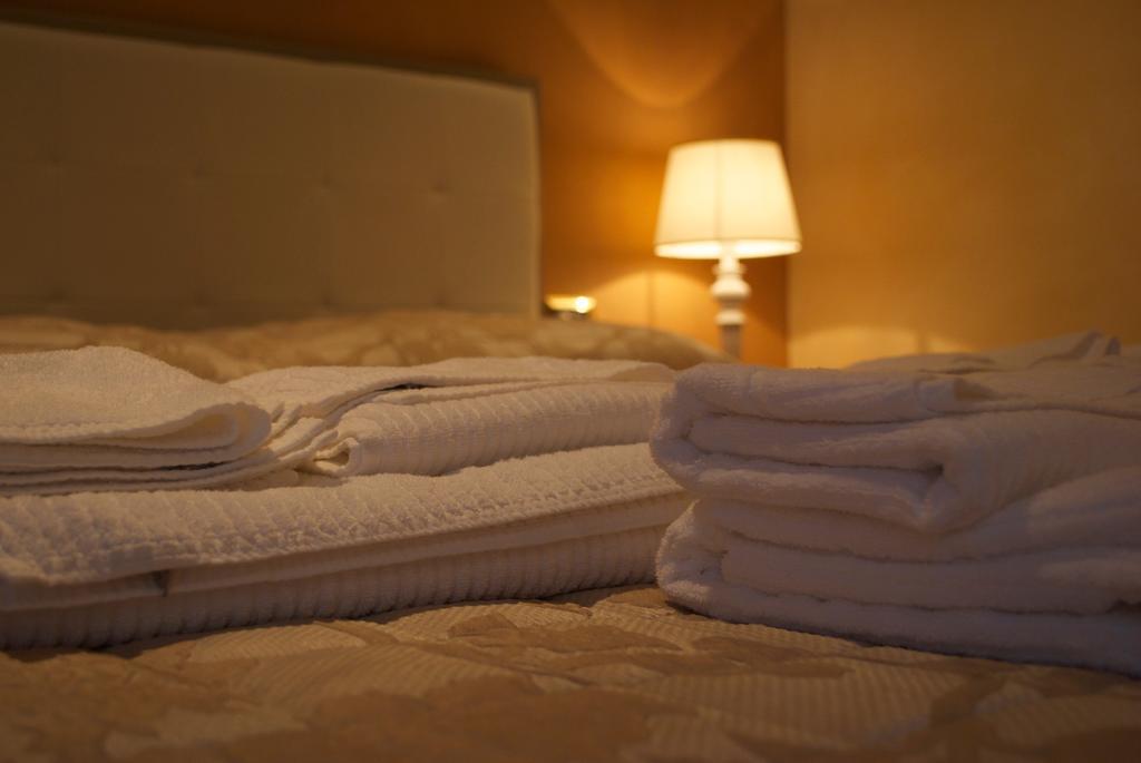 Made In Rome Luxury Affittacamere Ngoại thất bức ảnh