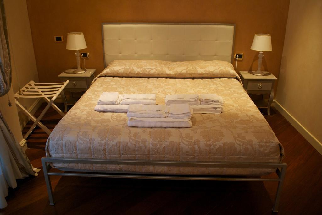 Made In Rome Luxury Affittacamere Ngoại thất bức ảnh