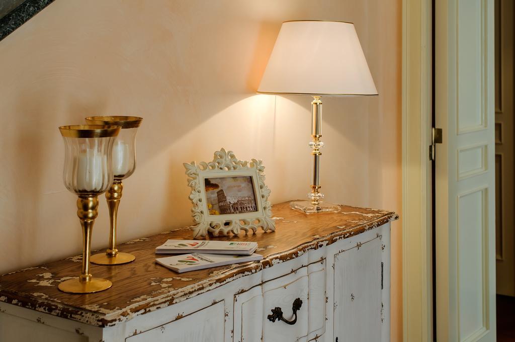 Made In Rome Luxury Affittacamere Ngoại thất bức ảnh