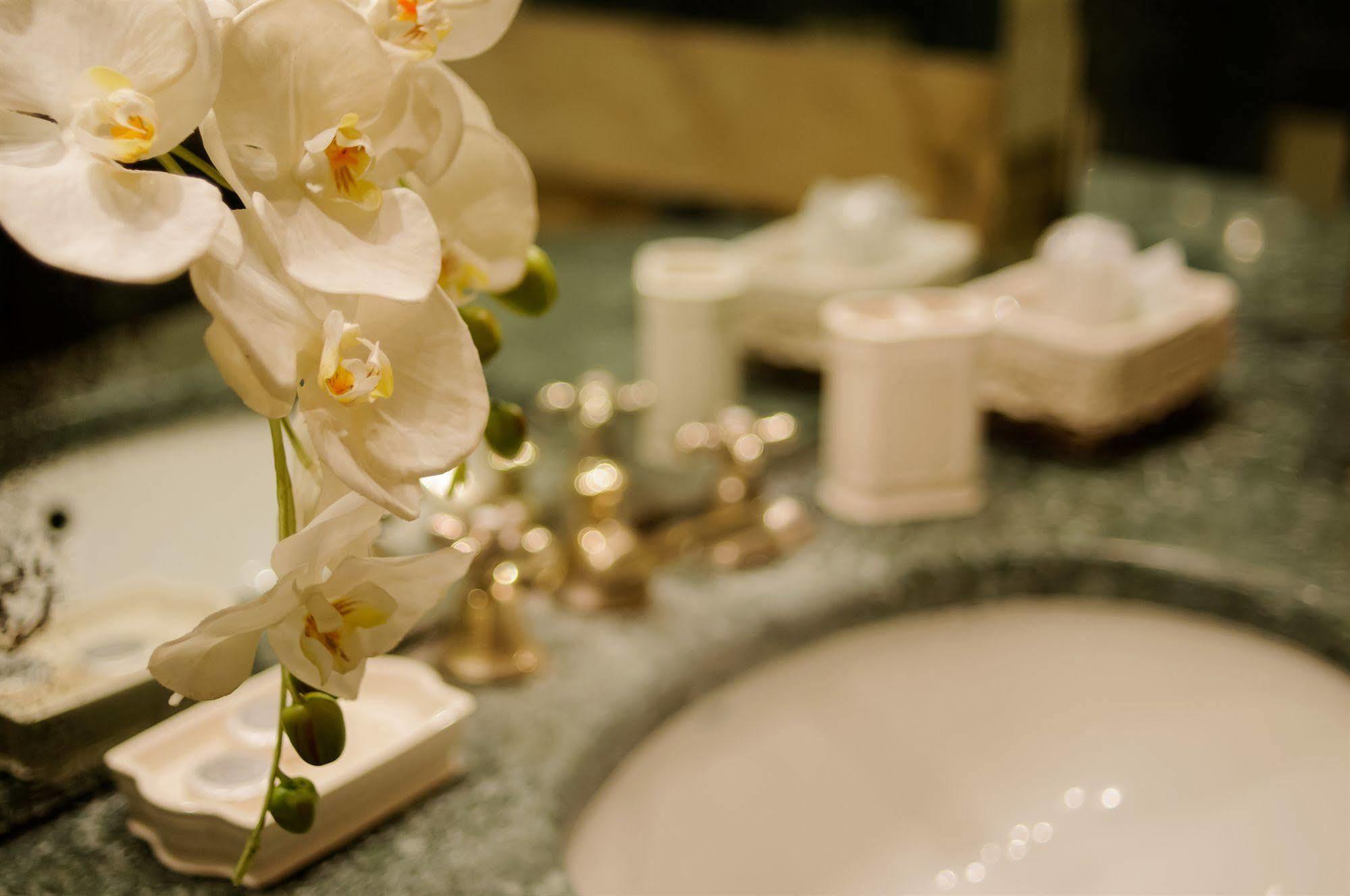 Made In Rome Luxury Affittacamere Ngoại thất bức ảnh